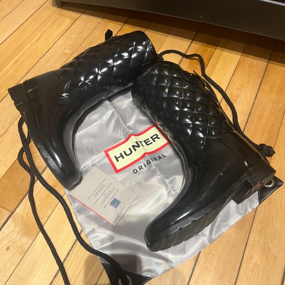 SOLD❤️ Authentic rare HUNTER  black quilted boots - Picture 7 of 7